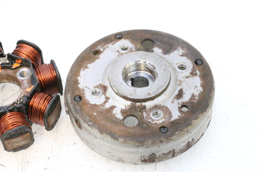 photo de ROTOR STATOR SYM JET 14 4T 50 (2018 - 2022) - Primo piano ad alta risoluzione