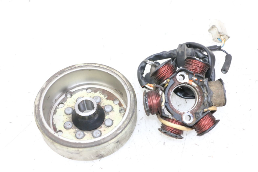 photo de ROTOR STATOR PEUGEOT KISBEE 2T 50 (2010 - 2017) - Vista principale