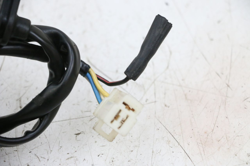 photo de ROTOR STATOR PEUGEOT KISBEE 2T 50 (2010 - 2017) - Stato della superficie e materiale