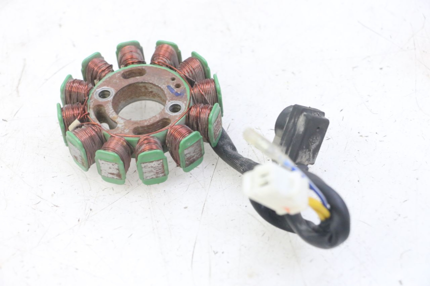 photo de ROTOR STATOR PEUGEOT KISBEE 4T 50 (2018 - 2022) - Altra angolazione