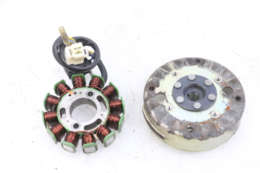 photo de ROTOR STATOR PEUGEOT KISBEE 4T 50 (2018 - 2022) - Vista principale