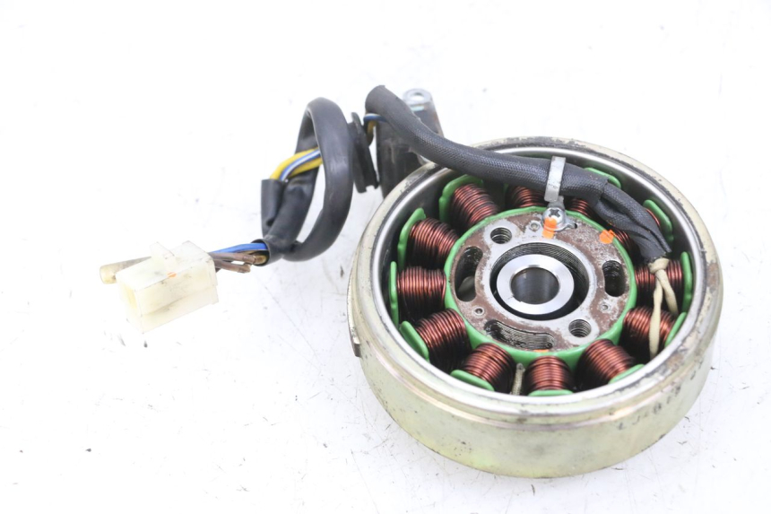 photo de ROTOR STATOR PEUGEOT KISBEE 4T 50 (2018 - 2022) - Altra angolazione