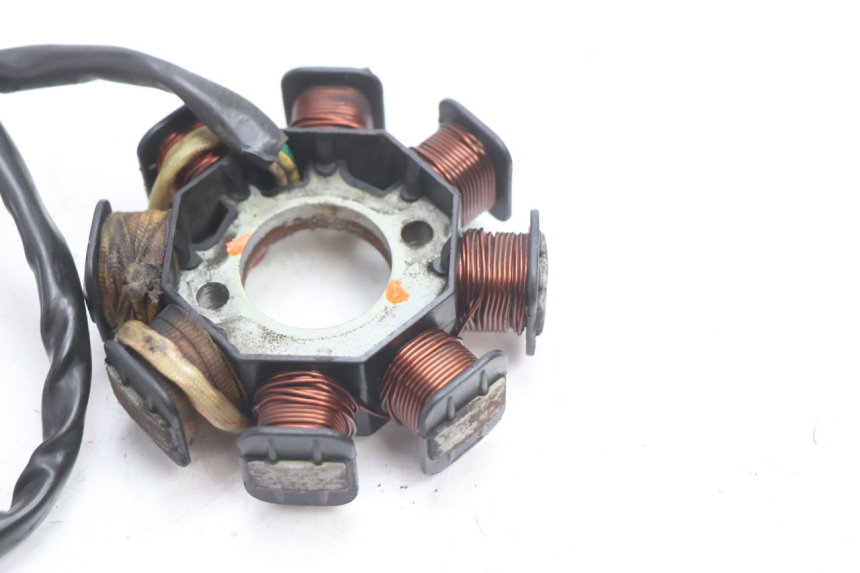 photo de ROTOR STATOR PEUGEOT KISBEE 4T 50 (2010 - 2017) - Vista d'insieme del prodotto