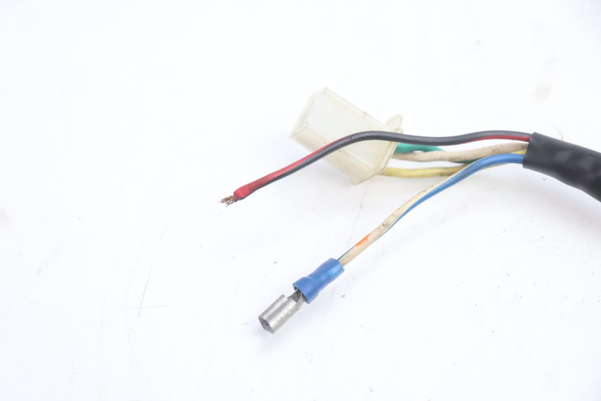 photo de ROTOR STATOR PEUGEOT KISBEE 4T 50 (2010 - 2017) - Stato della superficie e materiale