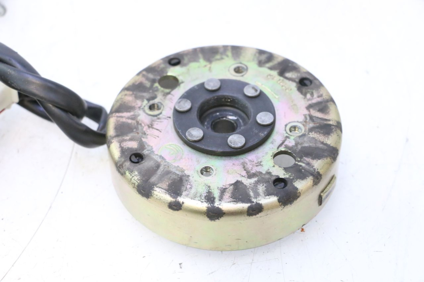 photo de ROTOR STATOR PEUGEOT KISBEE 4T 50 (2010 - 2017) - Ricambio usato controllato