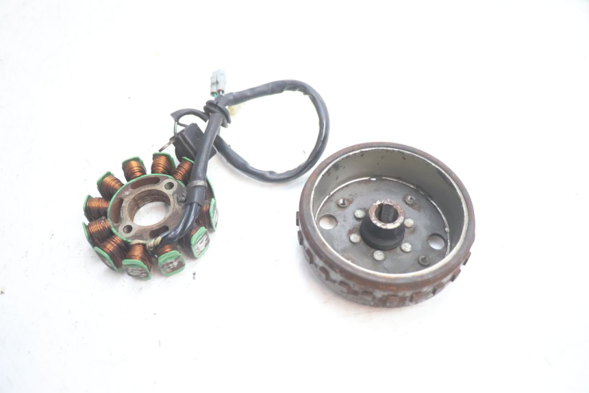 photo de ROTOR STATOR PEUGEOT KISBEE 4T 50 (2018 - 2022) - Dettaglio del componente
