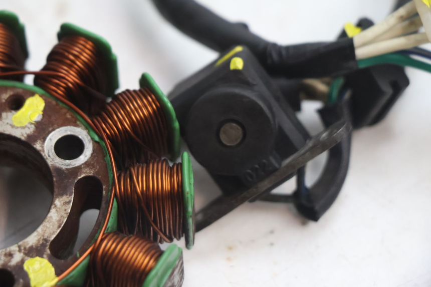 photo de ROTOR STATOR PEUGEOT KISBEE 4T 50 (2018 - 2022) - Stato della superficie e materiale