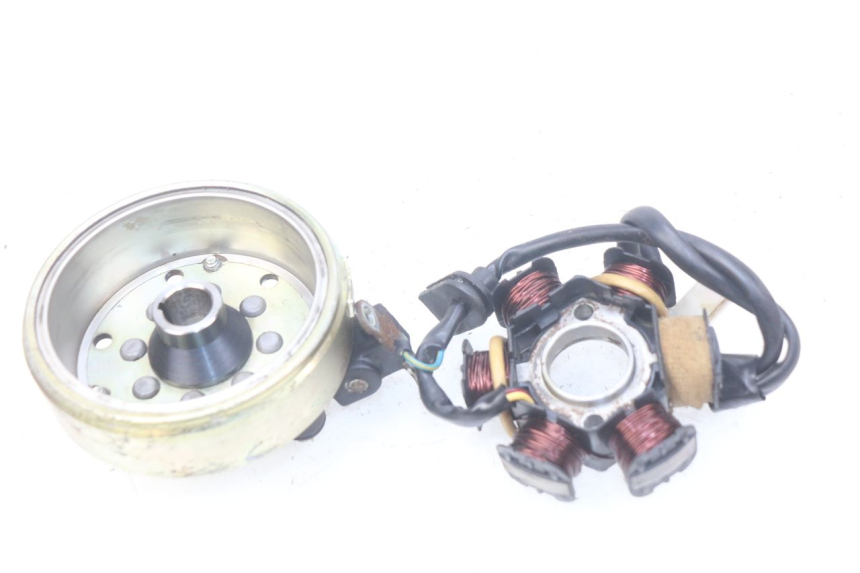 photo de ROTOR STATOR PEUGEOT LUDIX BLASTER 50 (2006 - 2014) - Zoom sullo stato d'uso
