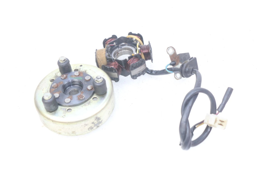 photo de ROTOR STATOR PEUGEOT LUDIX BLASTER 50 (2006 - 2014) - Altra angolazione