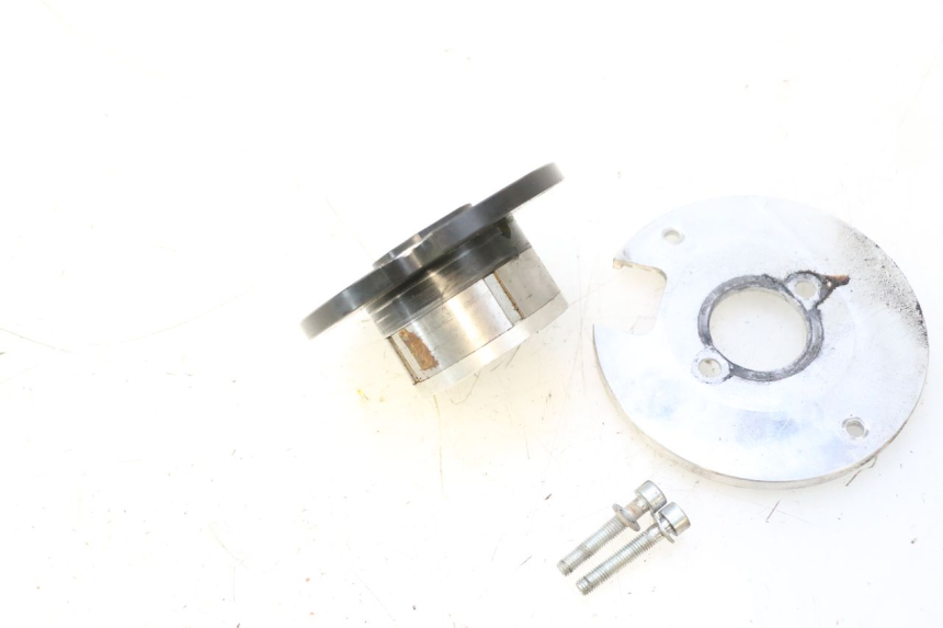 photo de ROTOR STATOR PEUGEOT LUDIX BLASTER 50 (2006 - 2014) - Primo piano ad alta risoluzione