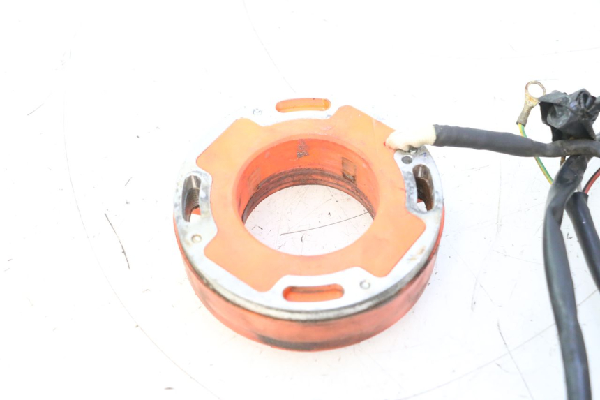 photo de ROTOR STATOR PEUGEOT LUDIX BLASTER 50 (2006 - 2014) - Altra angolazione