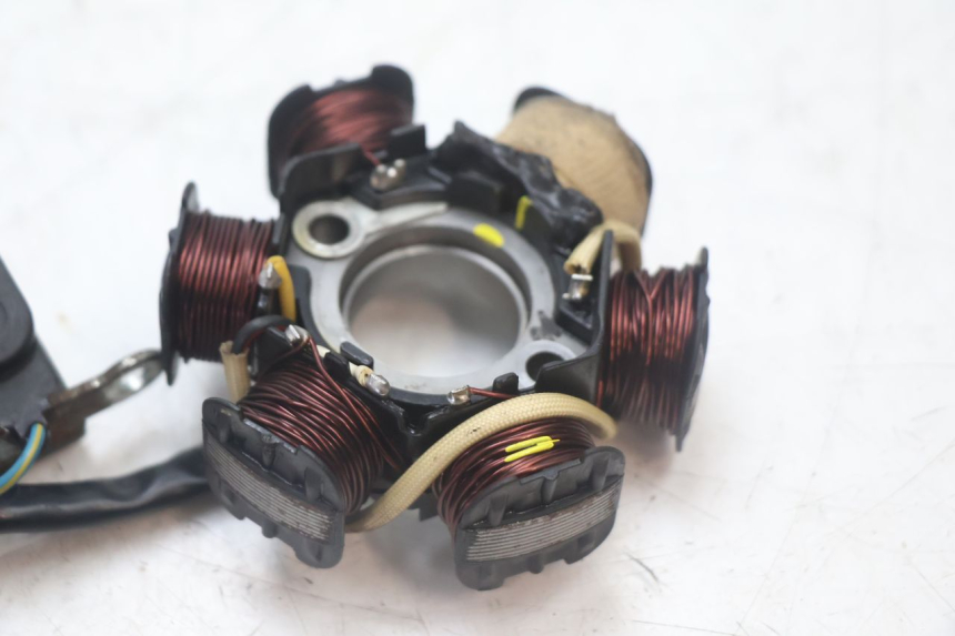 photo de ROTOR STATOR PEUGEOT LUDIX 50 (2005 - 2007) - Stato della superficie e materiale