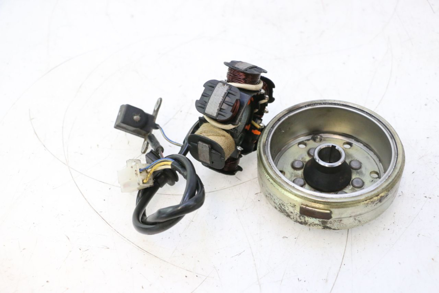 photo de STATORE PEUGEOT LUDIX ONE 50 (2004 - 2013) - Altra angolazione