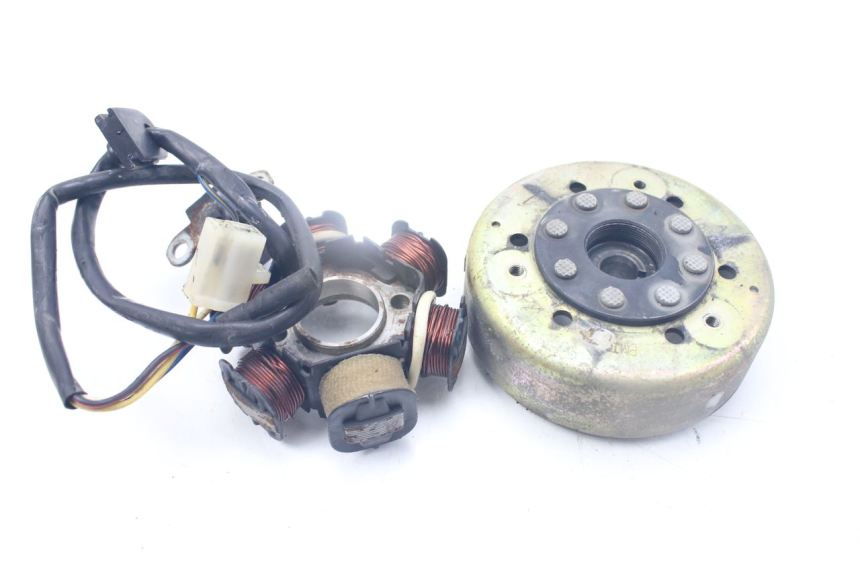 photo de ROTOR STATOR PEUGEOT LUDIX SNAKE 2T 50 (2004 - 2014) - Stato della superficie e materiale