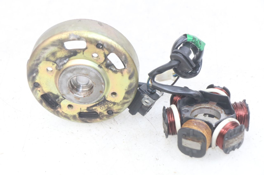 photo de ROTOR STATOR SYM MIO 50 (2011 - 2017) - Altra angolazione