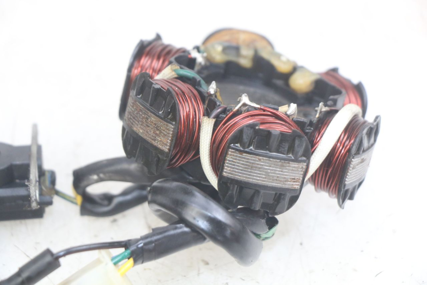 photo de ROTOR STATOR SYM MIO 50 (2011 - 2017) - Dettagli dei punti di fissaggio