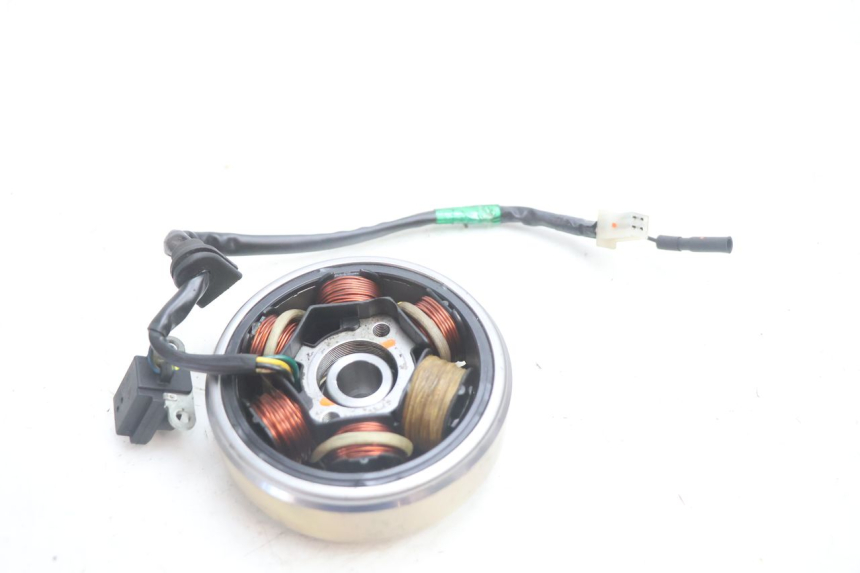 photo de STATORE SYM MIO 50 (2005 - 2010) - Altra angolazione