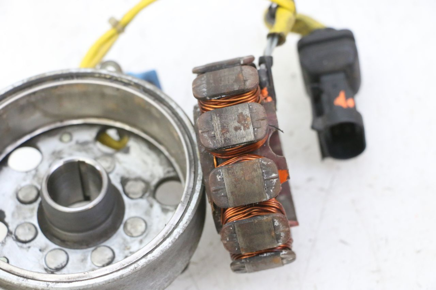 photo de ROTOR STATOR PIAGGIO MP3 125 (2006 - 2014) - Altra angolazione