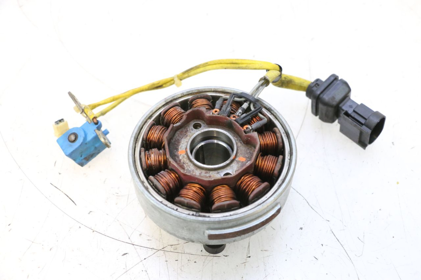photo de ROTOR STATOR PIAGGIO MP3 125 (2006 - 2014) - Altra angolazione