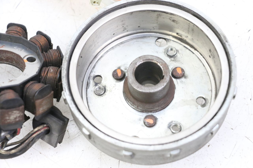 photo de ROTOR STATOR MBK MW TRYPTIK 125 (2014 - 2016) - Dettagli dei punti di fissaggio