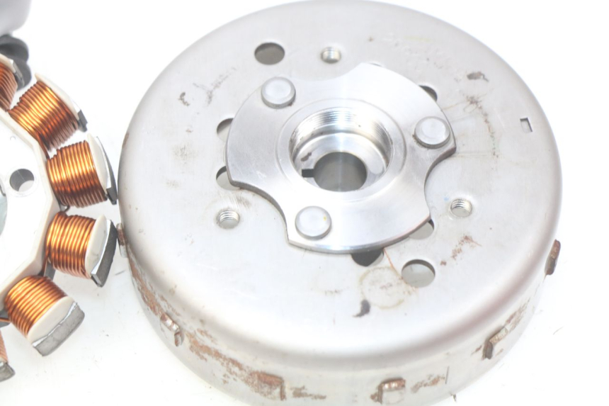 photo de STATORE YAMAHA N-MAX NMAX 125 (2017 - 2020) - Stato della superficie e materiale