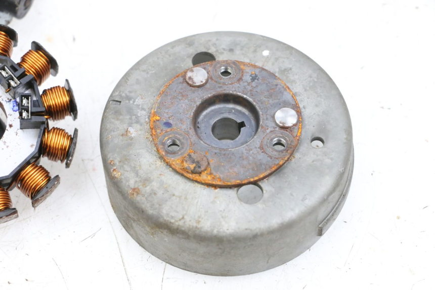 photo de STATORE YAMAHA NEO'S NEOS 2T 50 (1998 - 2007) - Caratteristiche distintive