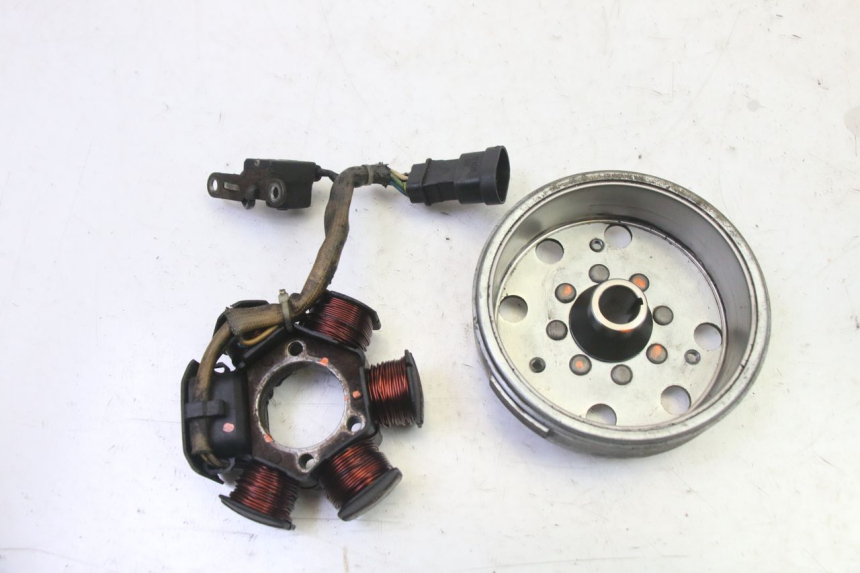 photo de STATORE PIAGGIO NEW TYPHOON 50 (2010 - 2017) - Dettaglio del componente