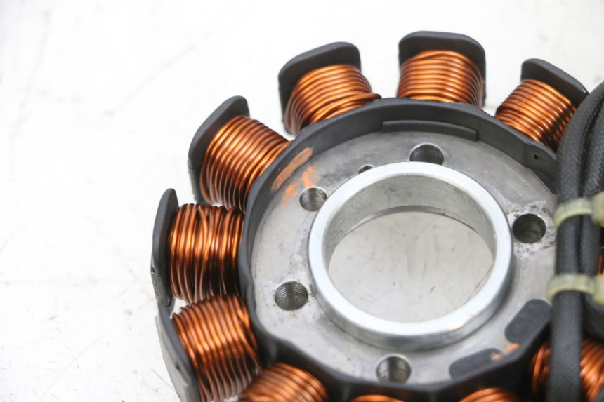 photo de ROTOR STATORE PIAGGIO NEW TYPHOON 50 (2018 - 2021) - Zoom sui componenti