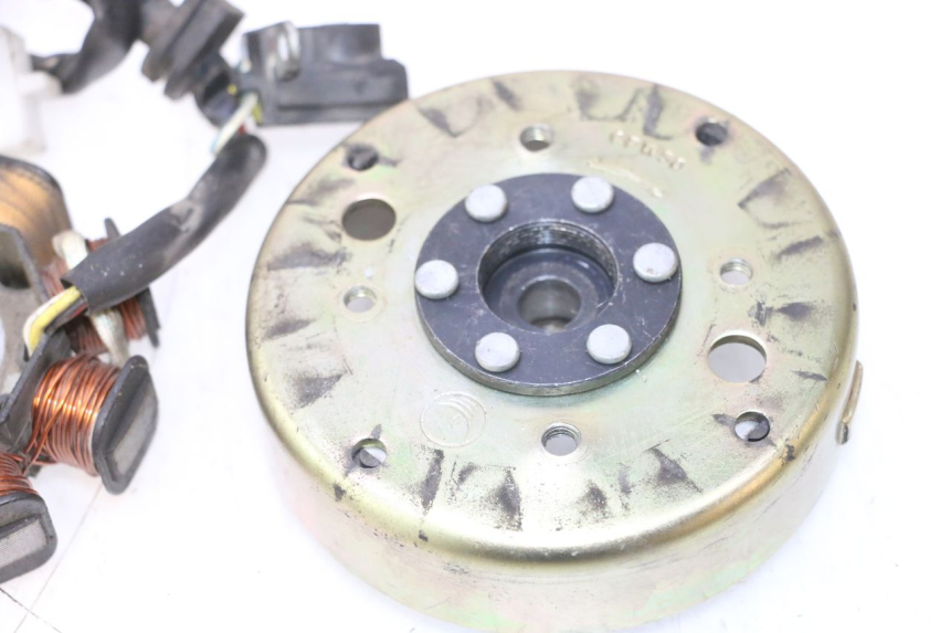 photo de ROTOR STATOR JM MOTORS OLDIES 4T 50 (2010 - 2020) - Altra vista dell'articolo