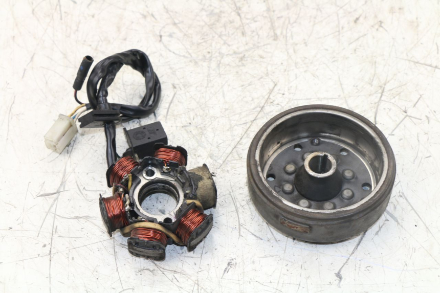 photo de ROTOR STATOR PEUGEOT CITYSTAR 50 (2013 - 2017) - Dettagli dei punti di fissaggio