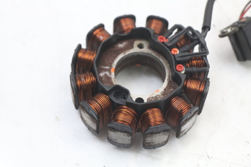 photo de STATORE PIAGGIO LIBERTY IGET 4T 50 (2021 - 2025) - Marcature e riferimenti originali