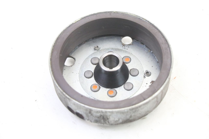 photo de ROTOR STATOR PIAGGIO VESPA S 2T 50 (2007 - 2014) - Dettagli dei punti di fissaggio