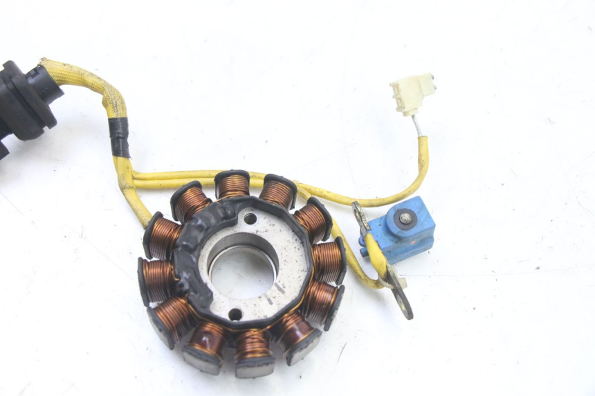 photo de ROTOR STATOR PIAGGIO X8 125 (2004 - 2007) - Dettagli dei punti di fissaggio