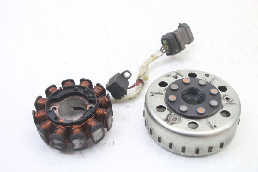 photo de ROTOR STATOR PIAGGIO ZIP 4T 50 (2018 - 2020) - Dettaglio del componente