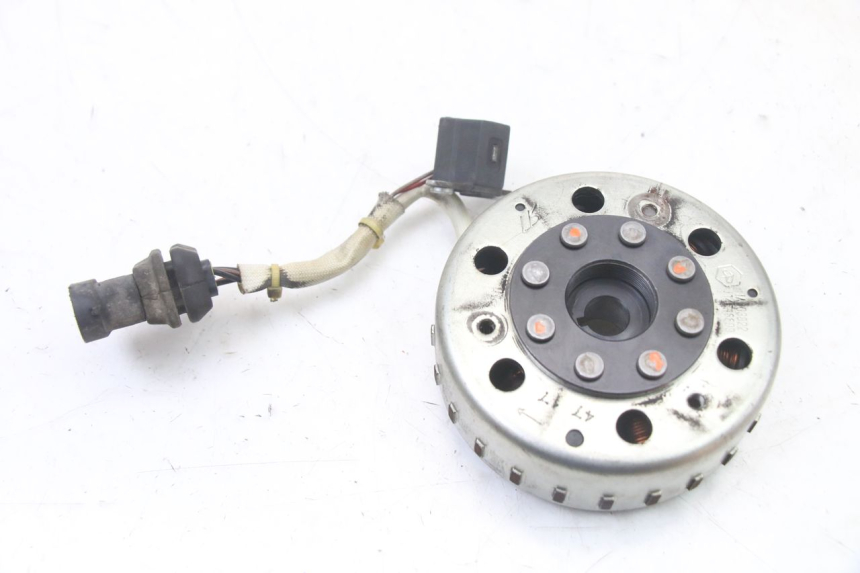photo de ROTOR STATOR PIAGGIO ZIP 4T 50 (2018 - 2020) - Altra angolazione