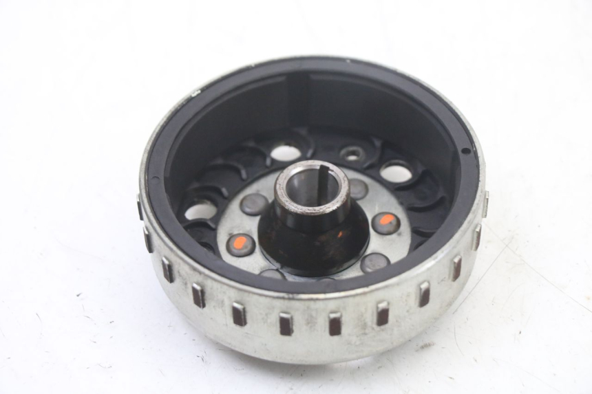 photo de ROTOR STATOR PIAGGIO ZIP 4T 50 (2018 - 2020) - Dettagli dei punti di fissaggio