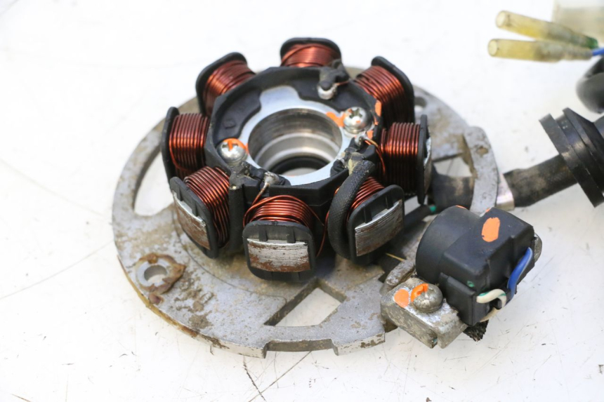 photo de ROTOR STATOR KEEWAY RY6 2T 50 (2011 - 2019) - Dettagli dei punti di fissaggio