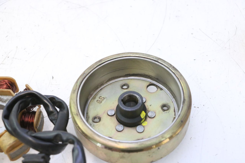 photo de STATORE JM MOTORS SANTANA 50 (2014 - 2023) - Dettagli dei punti di fissaggio