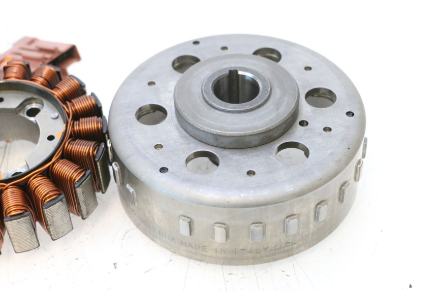 photo de STATORE PEUGEOT SATELIS COMPRESSOR K15 125 (2006 - 2009) - Altra angolazione