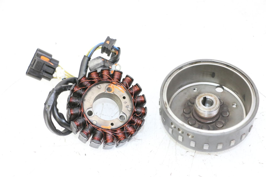 photo de STATORE PEUGEOT SATELIS 125 (2013 - 2018) - Vista principale