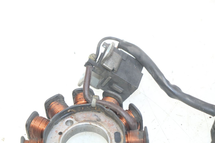 photo de ROTOR STATOR APRILIA SCARABEO 100 (2003 - 2012) - Altra angolazione