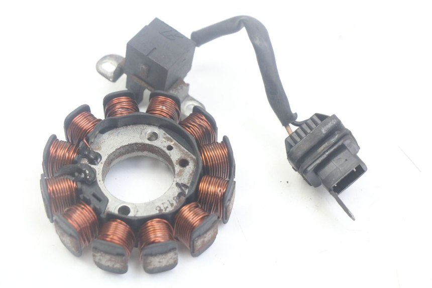 photo de ROTOR STATOR APRILIA SCARABEO 100 (2003 - 2012) - Altra angolazione