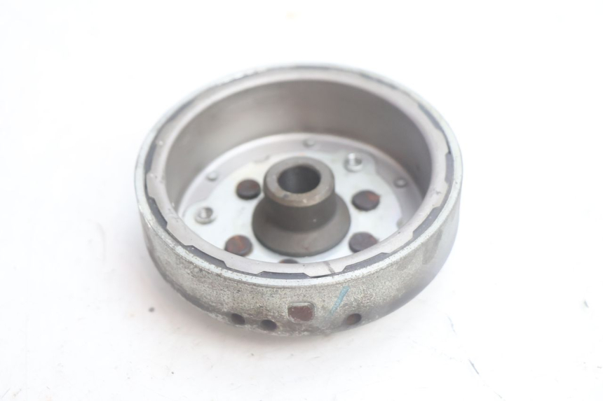 photo de STATORE HONDA SCV LEAD 100 (2003 - 2007) - Caratteristiche distintive