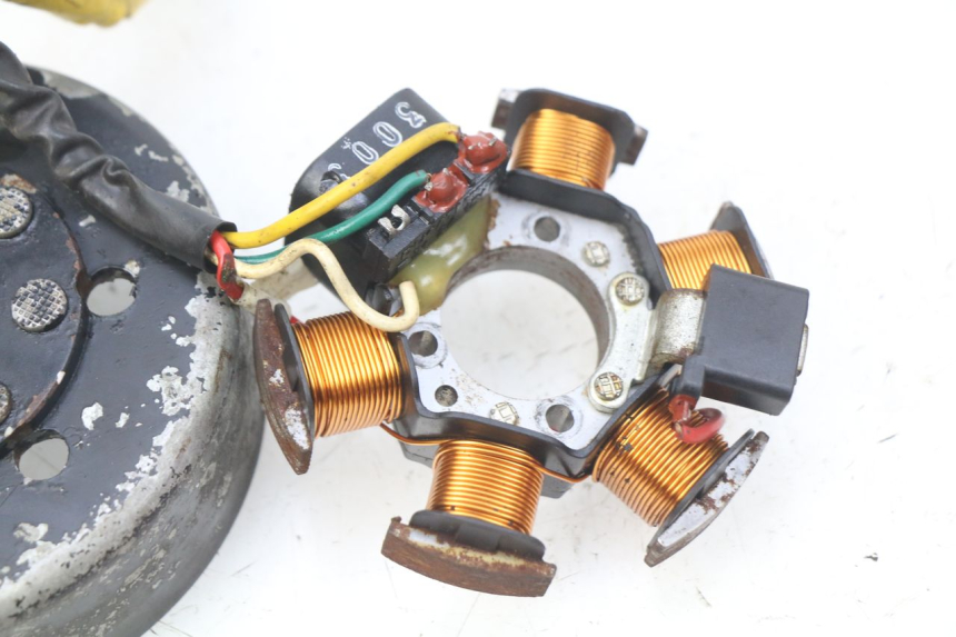 photo de ROTOR STATOR DERBI SENDA 50 (2003 - 2005) - Stato della superficie e materiale