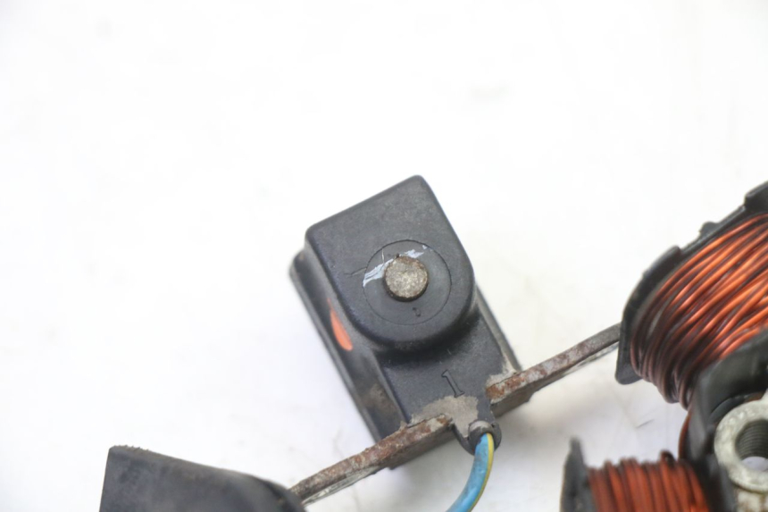 photo de STATORE PEUGEOT SPEEDFIGHT 3 AIR 50 (2009 - 2015) - Marcature e riferimenti originali