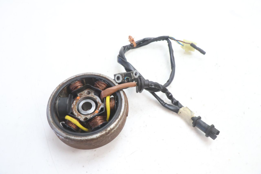 photo de STATORE PEUGEOT SPEEDFIGHT LC 50 (1996 - 2002) - Altra angolazione
