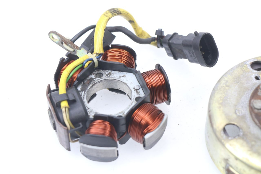 photo de STATORE APRILIA SR CARB LC 2T 50 (2004 - 2012) - Dettagli dei punti di fissaggio