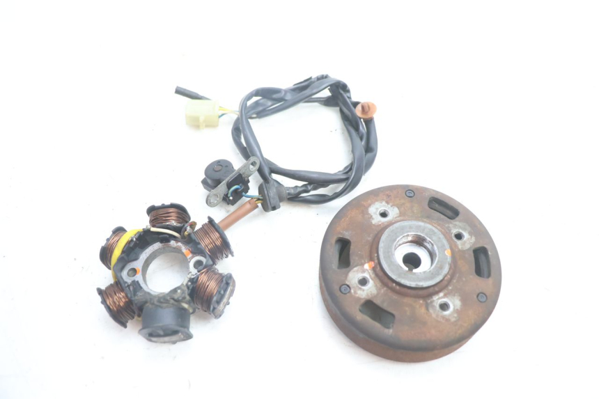 photo de STATORE PEUGEOT TREKKER 50 (1995 - 2004) - Vista principale