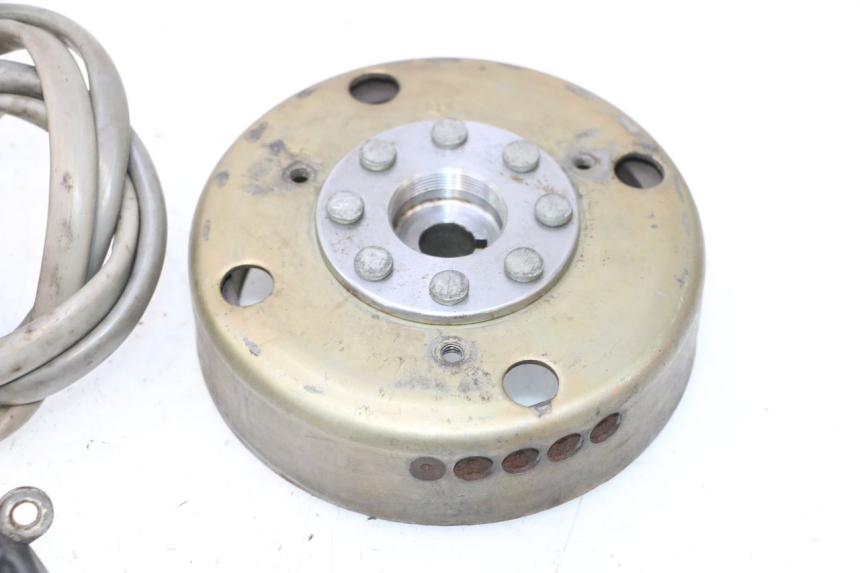 photo de STATORE PIAGGIO TYPHOON 50 (2000 - 2009) - Caratteristiche distintive
