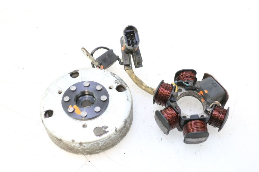 photo de STATORE PIAGGIO TYPHOON 50 (2000 - 2009) - Vista principale